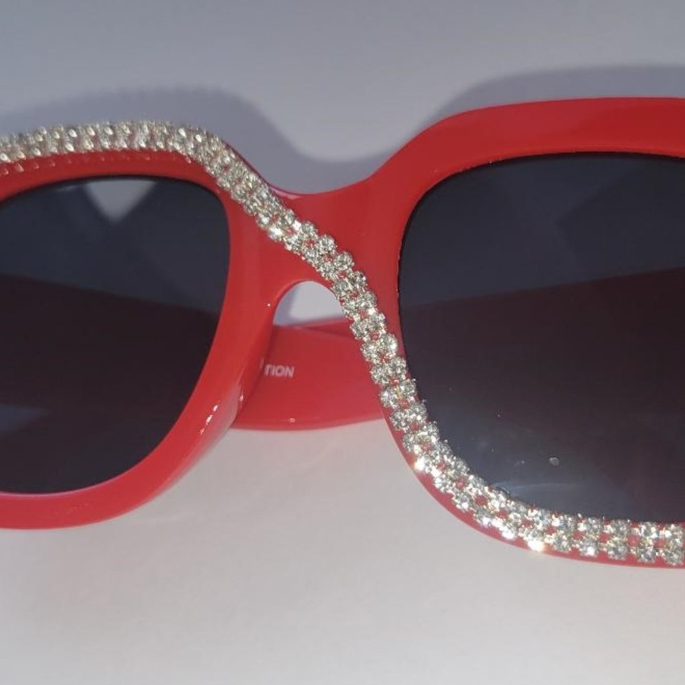 Square Oversized Rhinestone Sunglasses - Picture 5 of 7